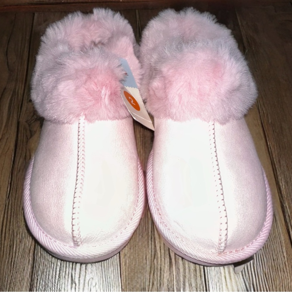 Pink Faux-Fur Cuff Scuff Slippers